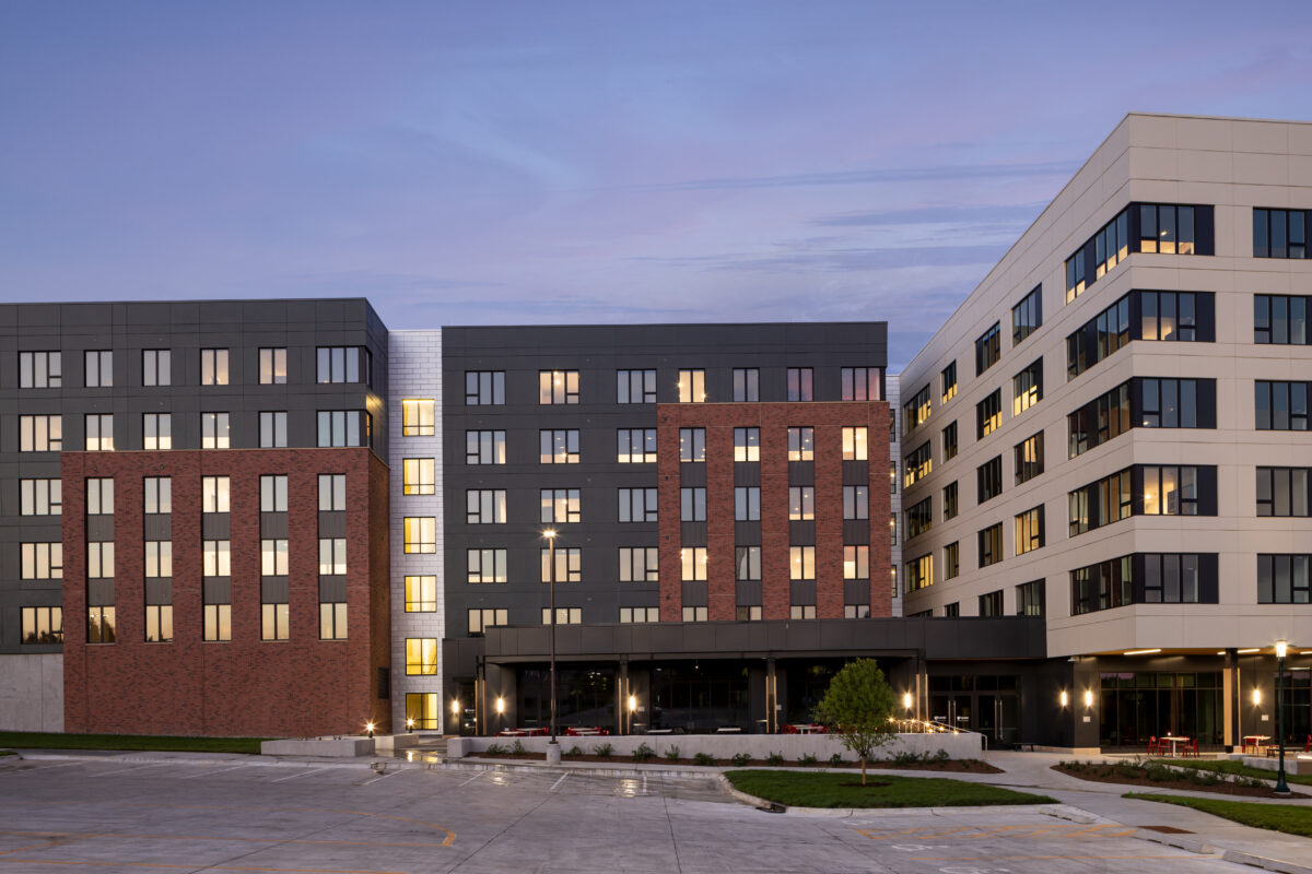 UNMC-housing-exterior_horizontal_night_1