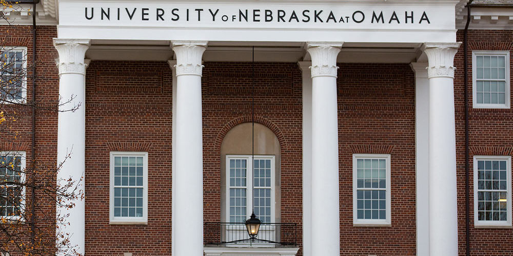 UNO-arts-sciences-hall-front-entry