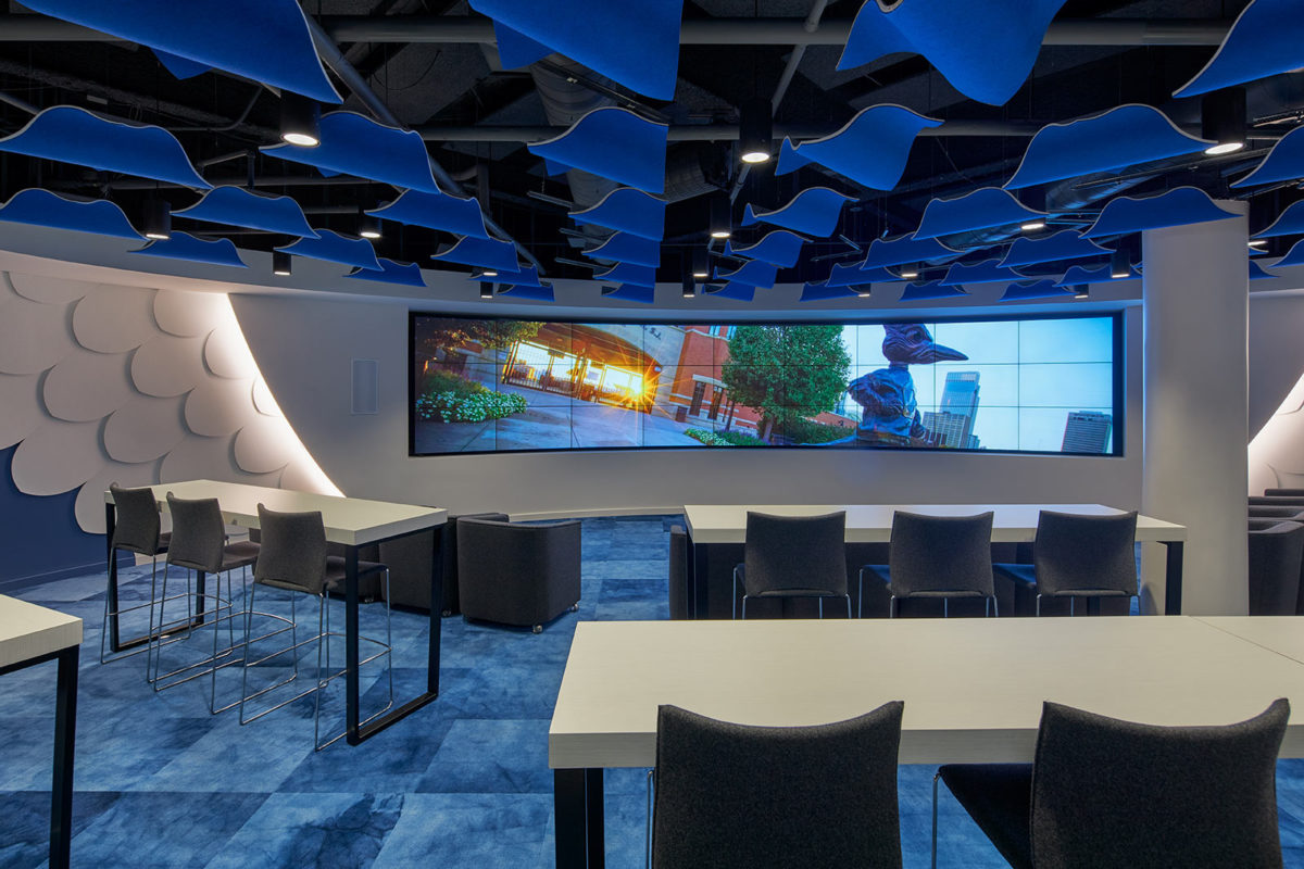 creighton-university-higher-ed-recruiting-video-wall