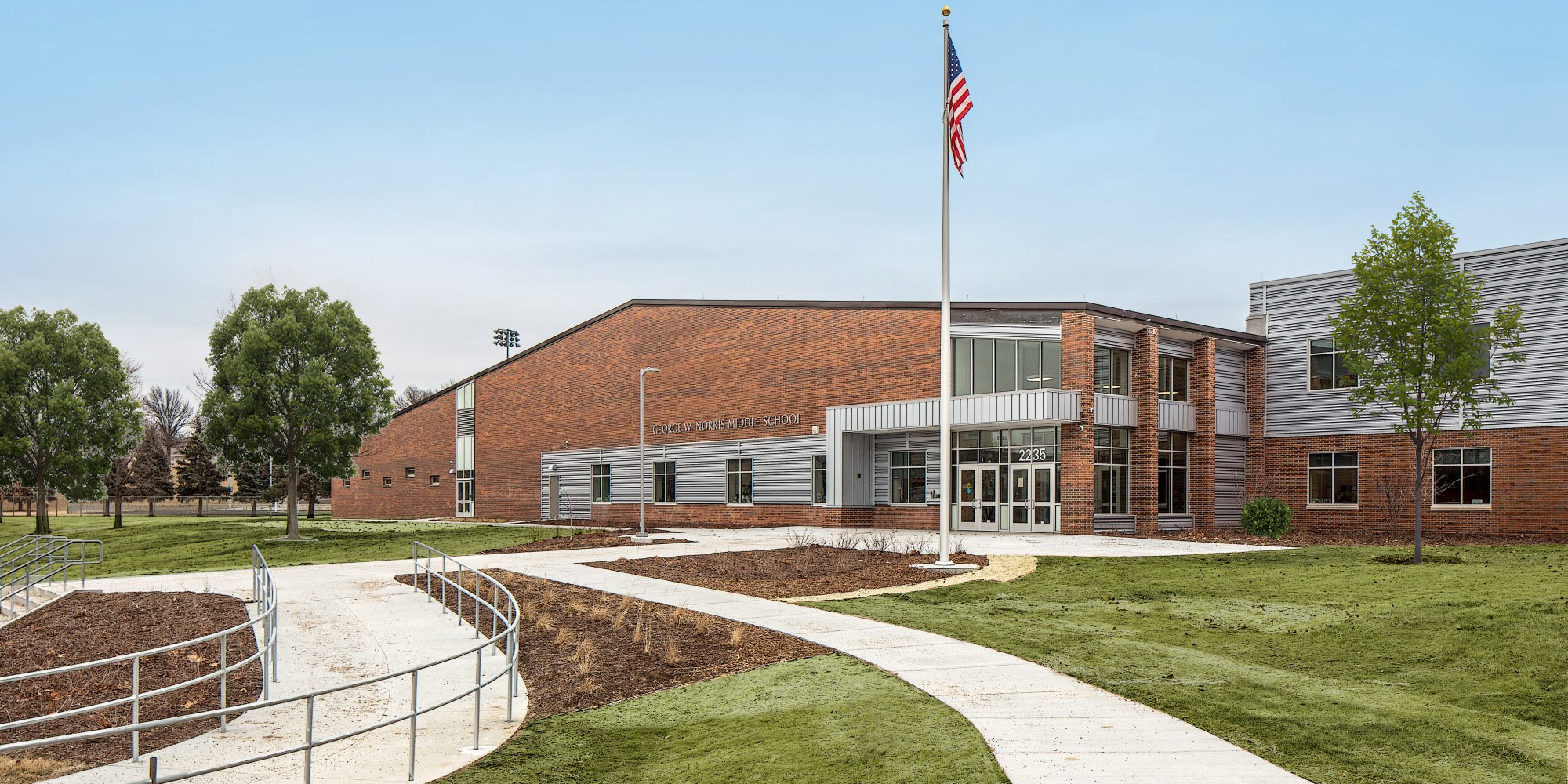 Omaha Public Schools | Norris Middle School - Holland Basham Architects