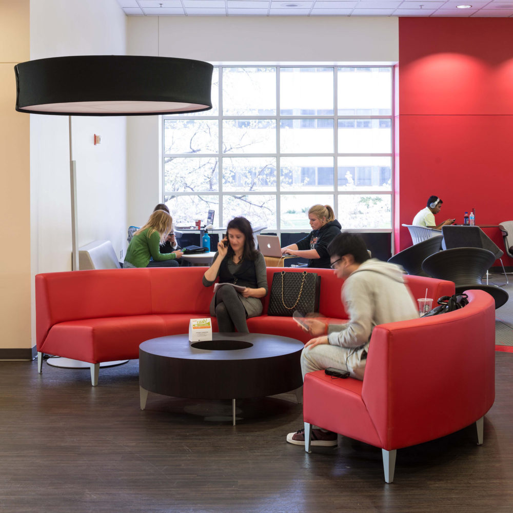 unl student union round couch